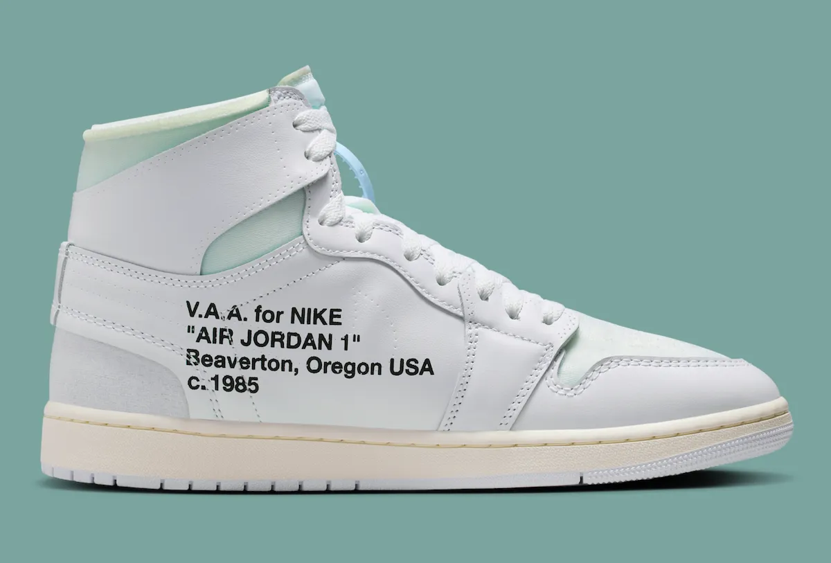 Par completo de las Air Jordan 1 Alaska con estética deconstructed